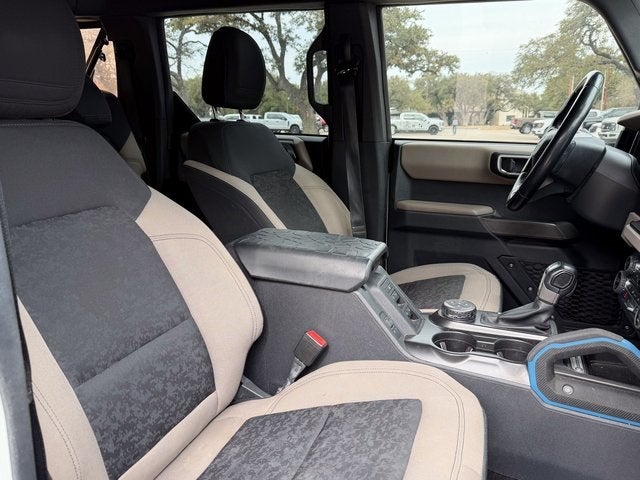 2021 Ford Bronco Base