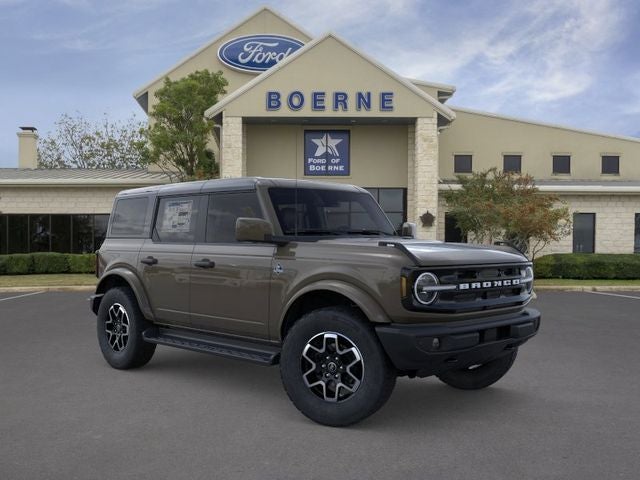 2026 Ford Bronco Outer Banks®