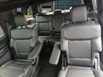 2025 Ford Expedition Platinum®