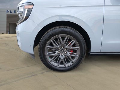 2025 Ford Expedition Platinum®