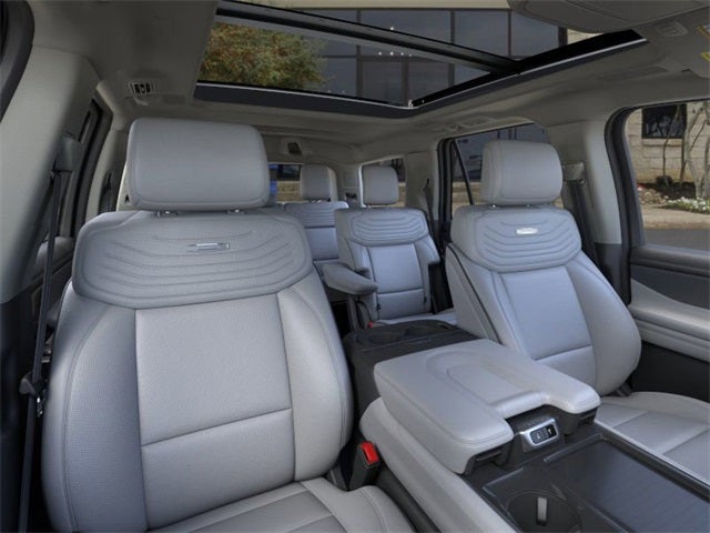 2025 Ford Expedition Platinum®