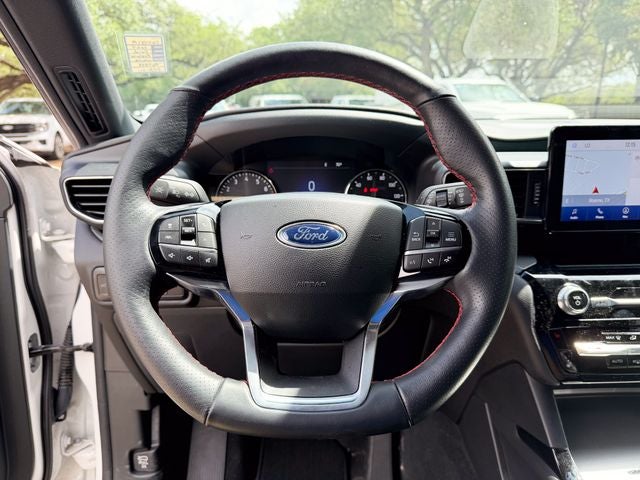2024 Ford Explorer ST-Line