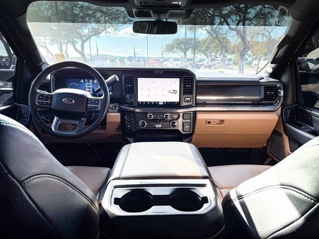 2025 Ford F-350SD Lariat Super Duty