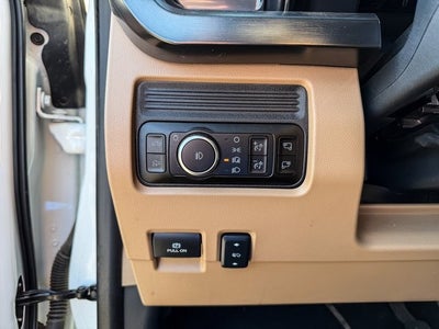 2025 Ford F-350SD Lariat Super Duty