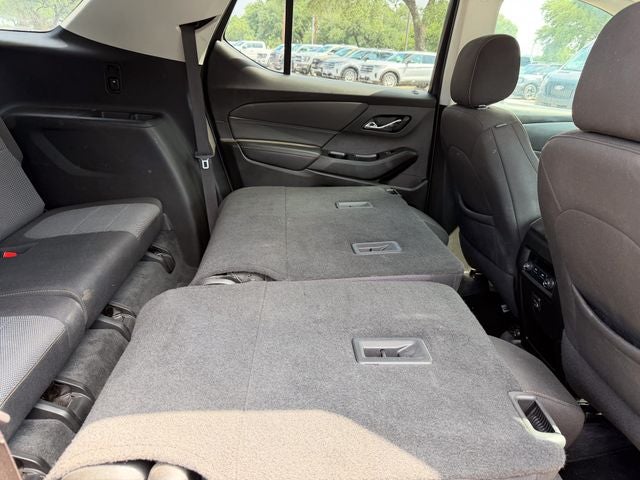 2021 Chevrolet Traverse LS w/1LS