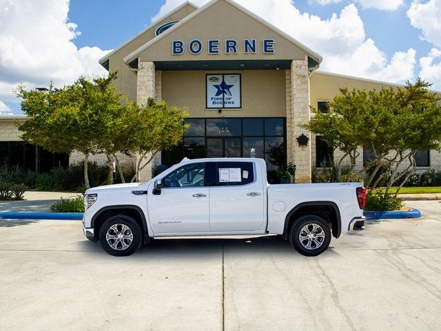 2024 GMC Sierra 1500 SLT