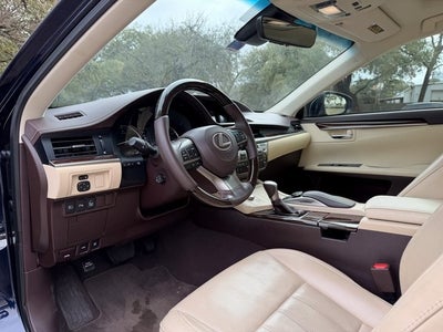 2017 Lexus ES Base