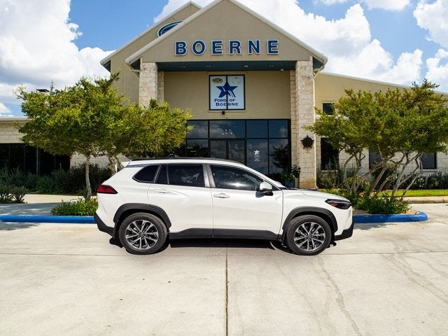 2023 Toyota Corolla Cross XLE