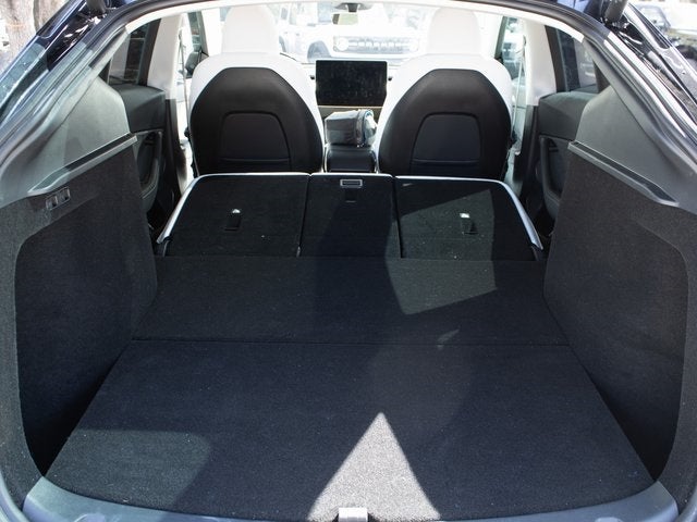 2024 Tesla Model Y Base