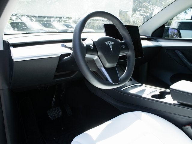 2024 Tesla Model Y Base