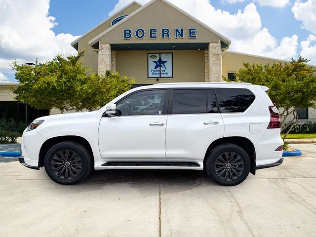2022 Lexus GX Base