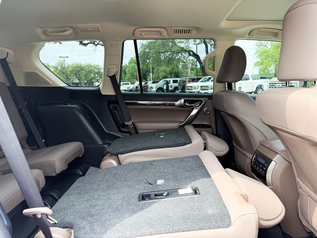 2022 Lexus GX Base