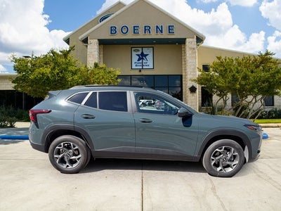 2025 Chevrolet Trax LT