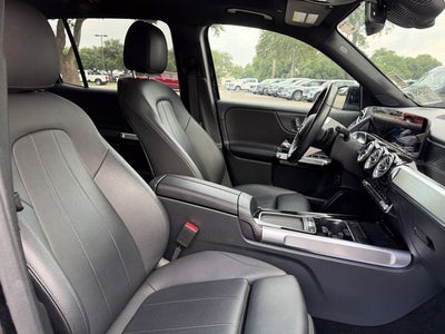 2025 Mercedes-Benz GLB Base
