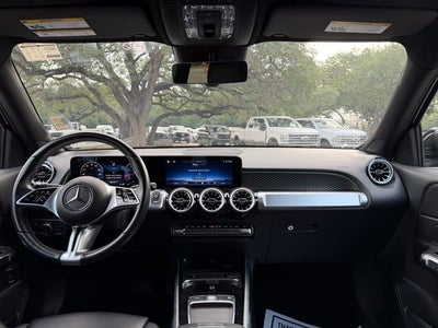 2025 Mercedes-Benz GLB Base