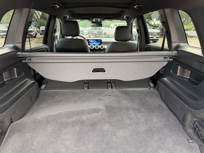 2025 Mercedes-Benz GLB Base