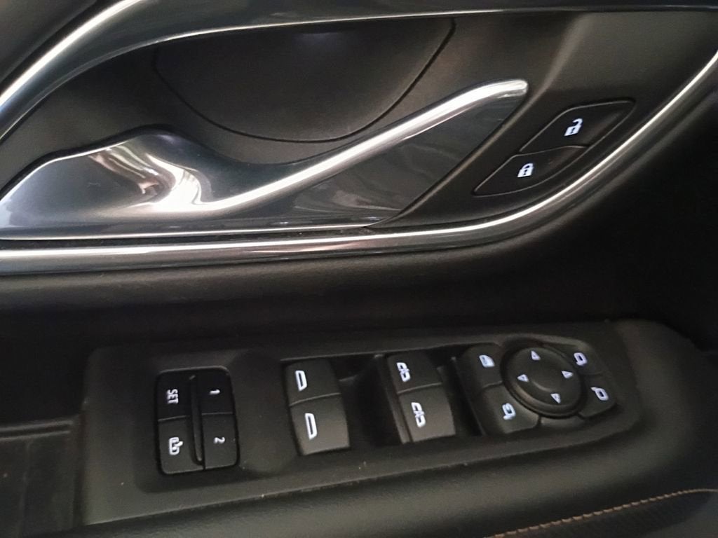 2023 GMC Yukon XL AT4