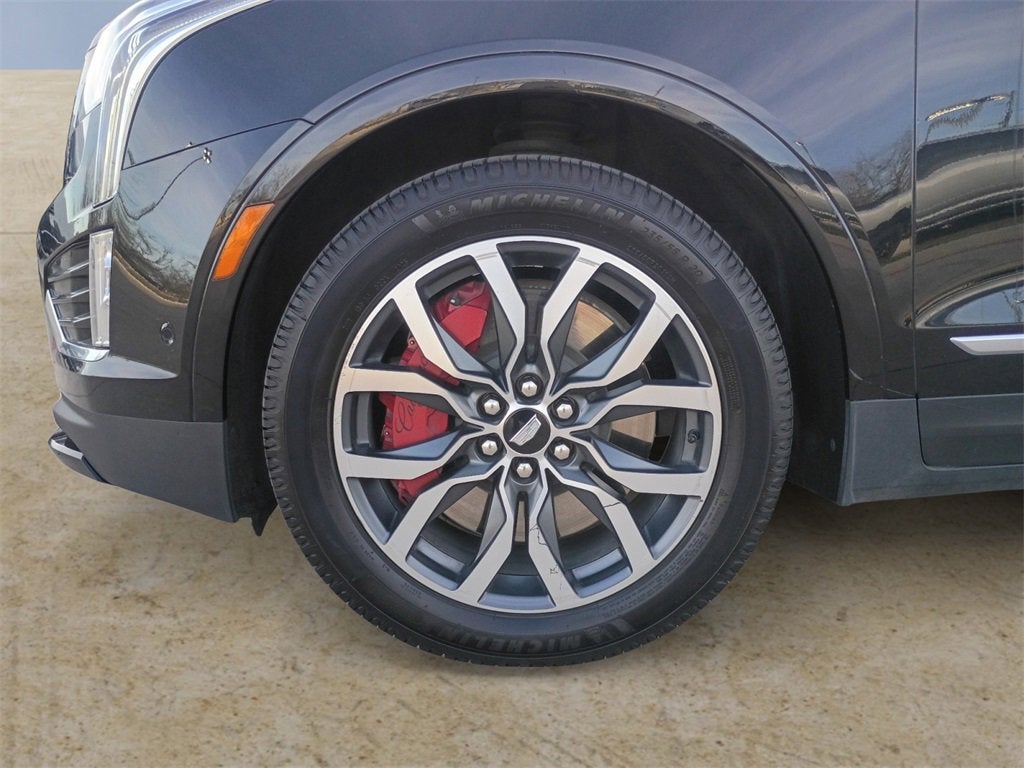 2023 Cadillac XT5 Sport