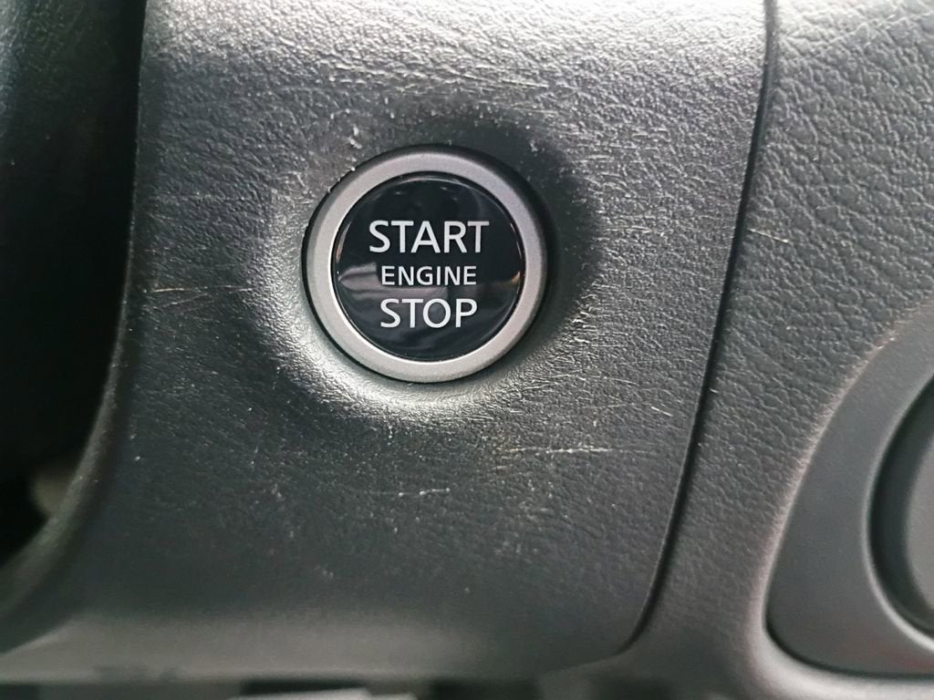 2024 Nissan Frontier PRO-X