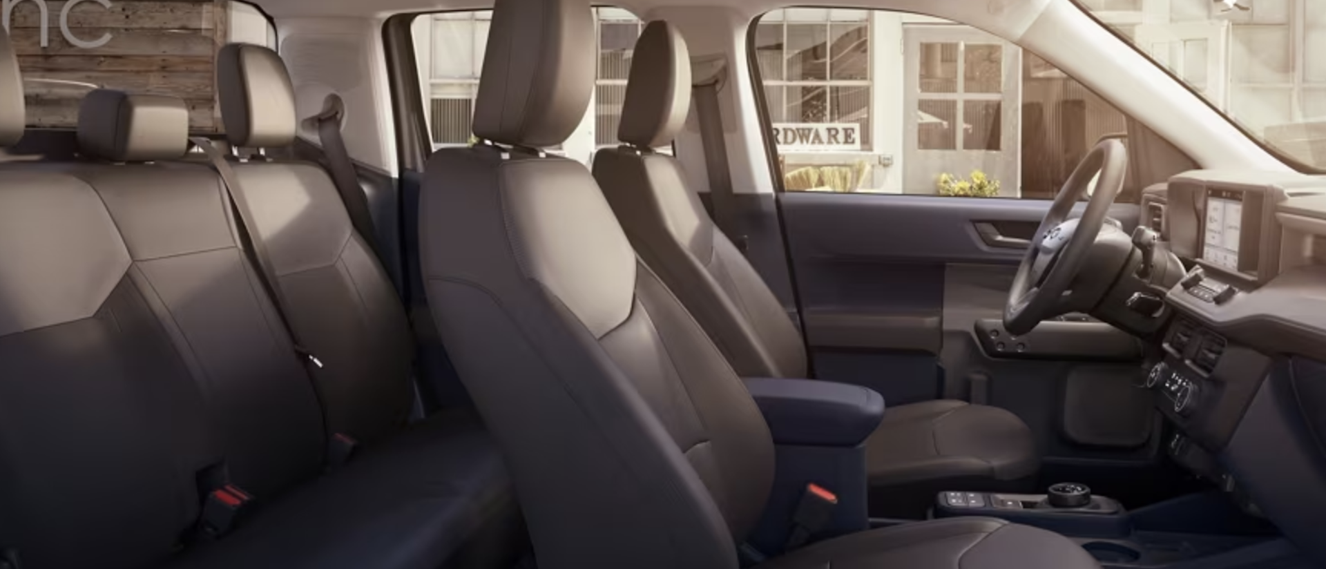 New 2024 Ford Maverick Interior Features Near Me in Beeville, TX