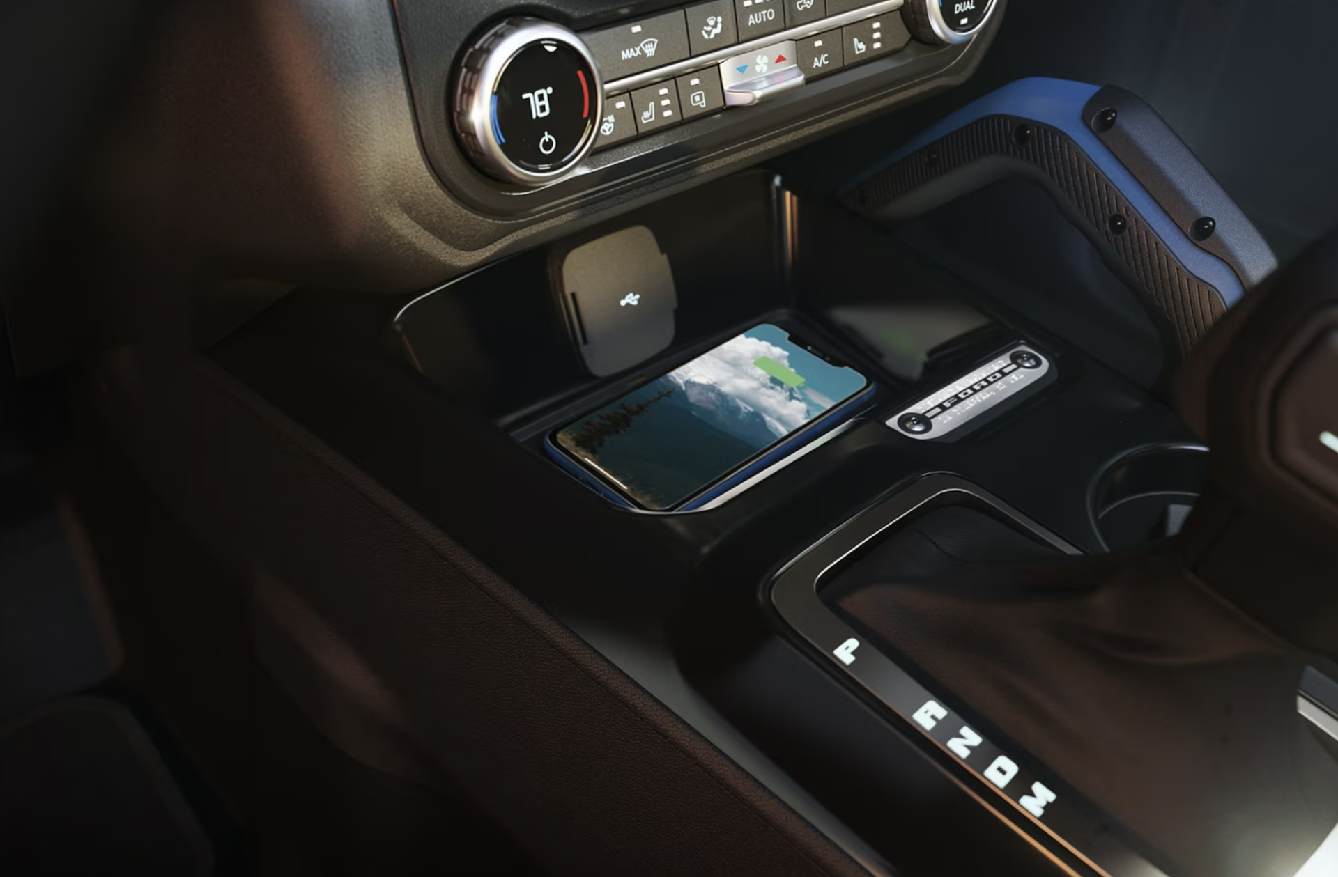 New 2024 Ford Bronco Tech Features Near Me in Kenedy, TX