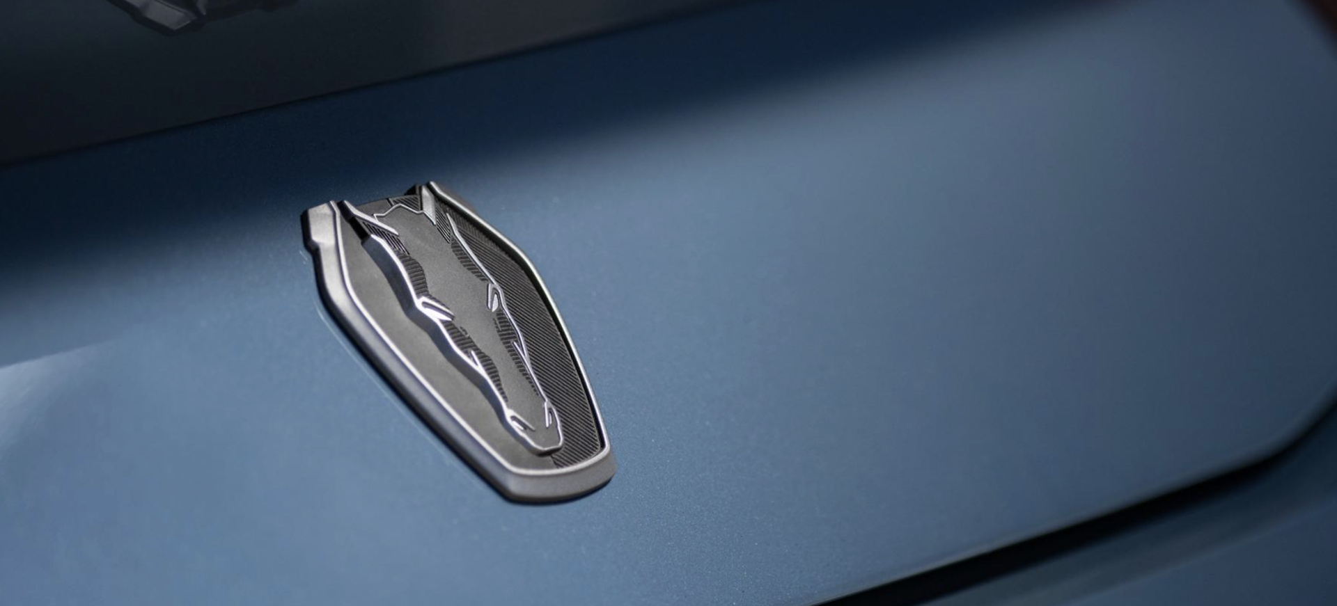 Pony badge of new 2026 Ford Mustang near George West, TX